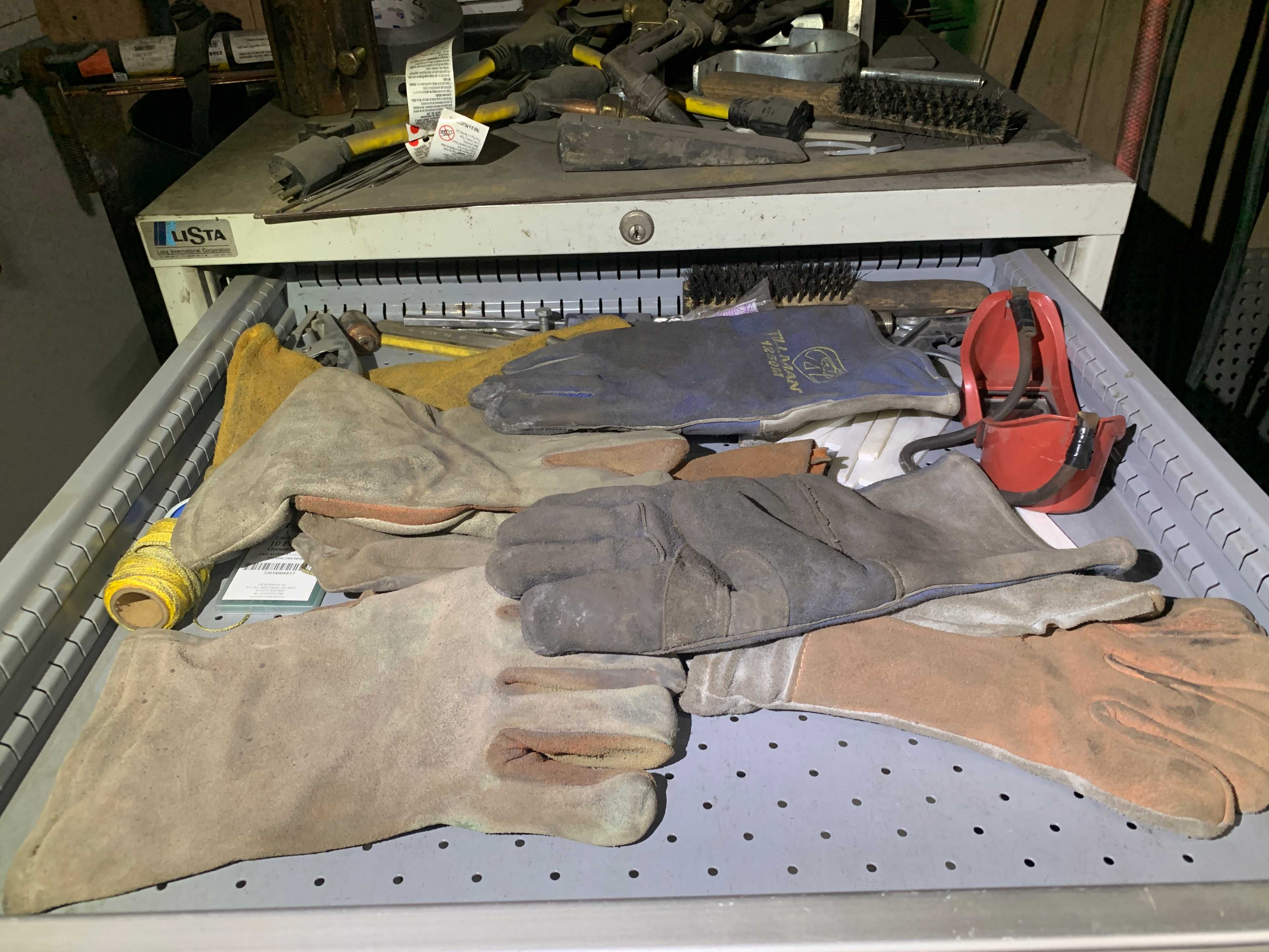 CABINET WITH CONTENTS - WELDING EQUIPMENT