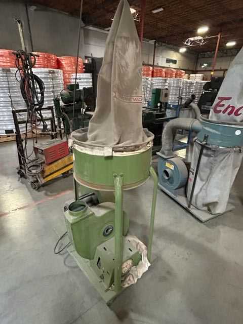 BULK LOT OF DUST COLLECTORS QTY 2 - DUST COLLECTOR