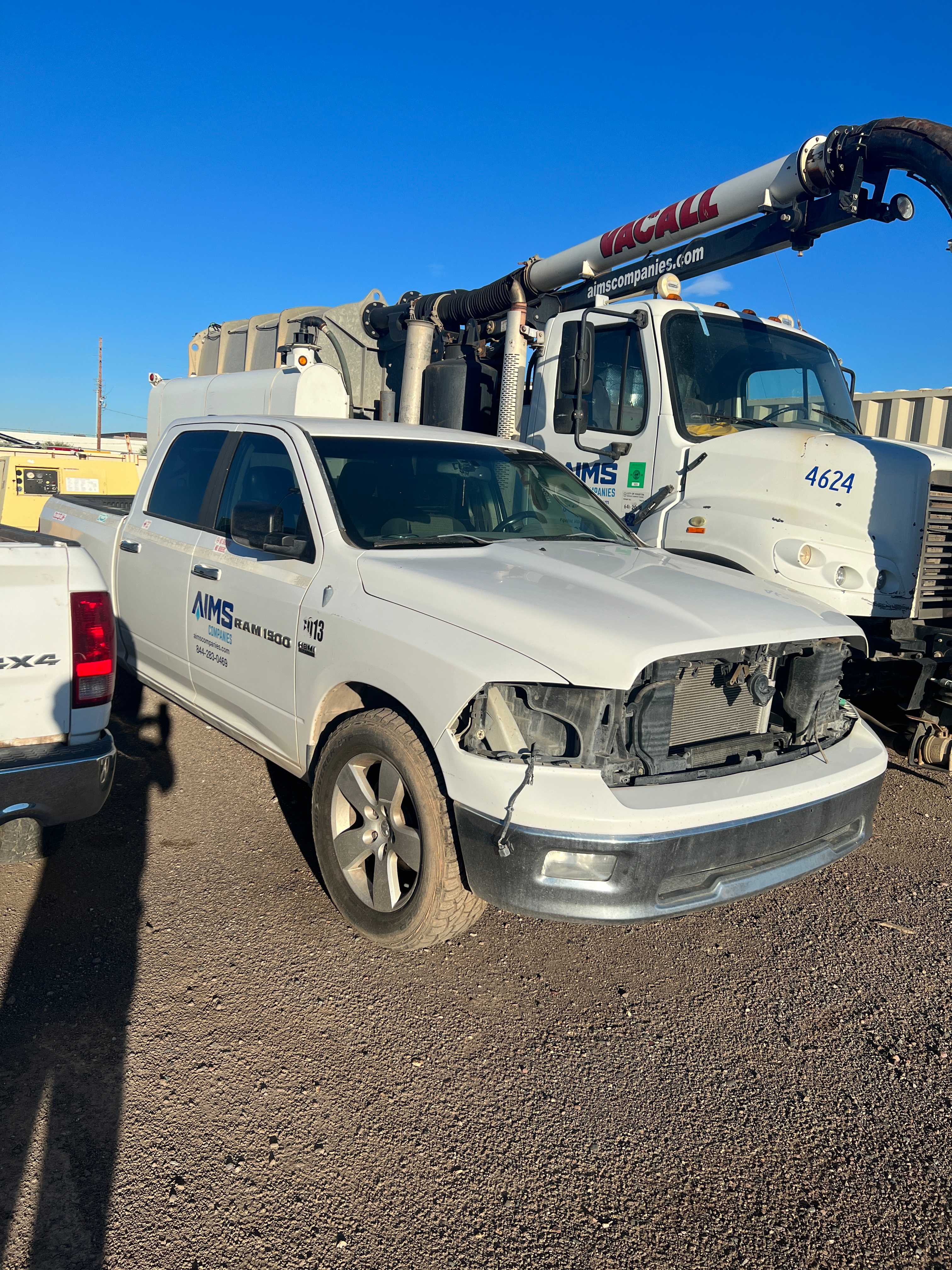 2011 Dodge 1500 Crew - HYDRO EXCAVATOR TRUCKS