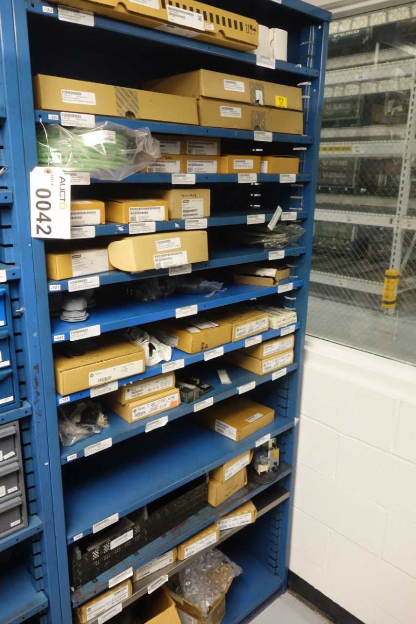 Contents of 1x section shelving - SHELVING