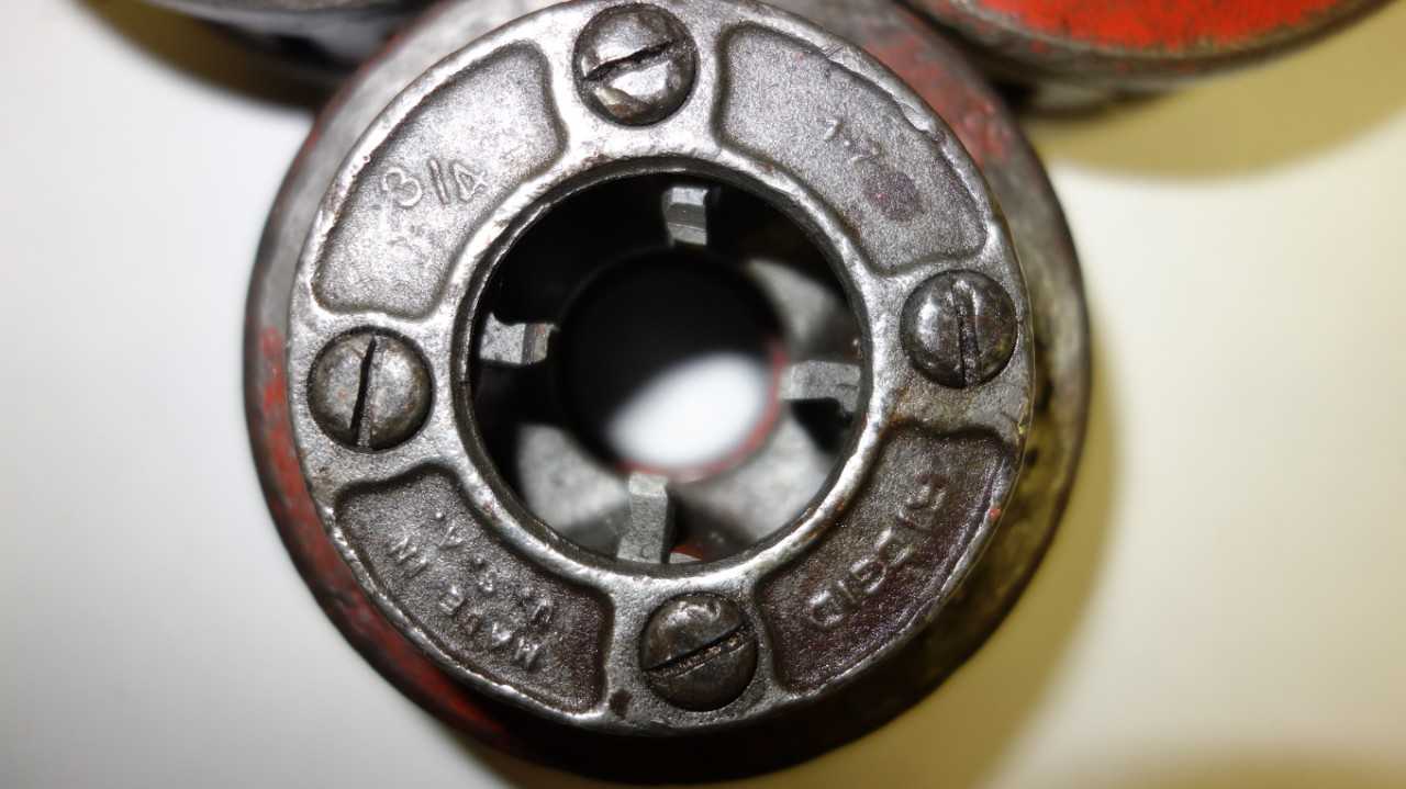 LOT OF 3 RIDGID 3/4 IN DIE HEADS - ELECTRIC POWER TOOLS