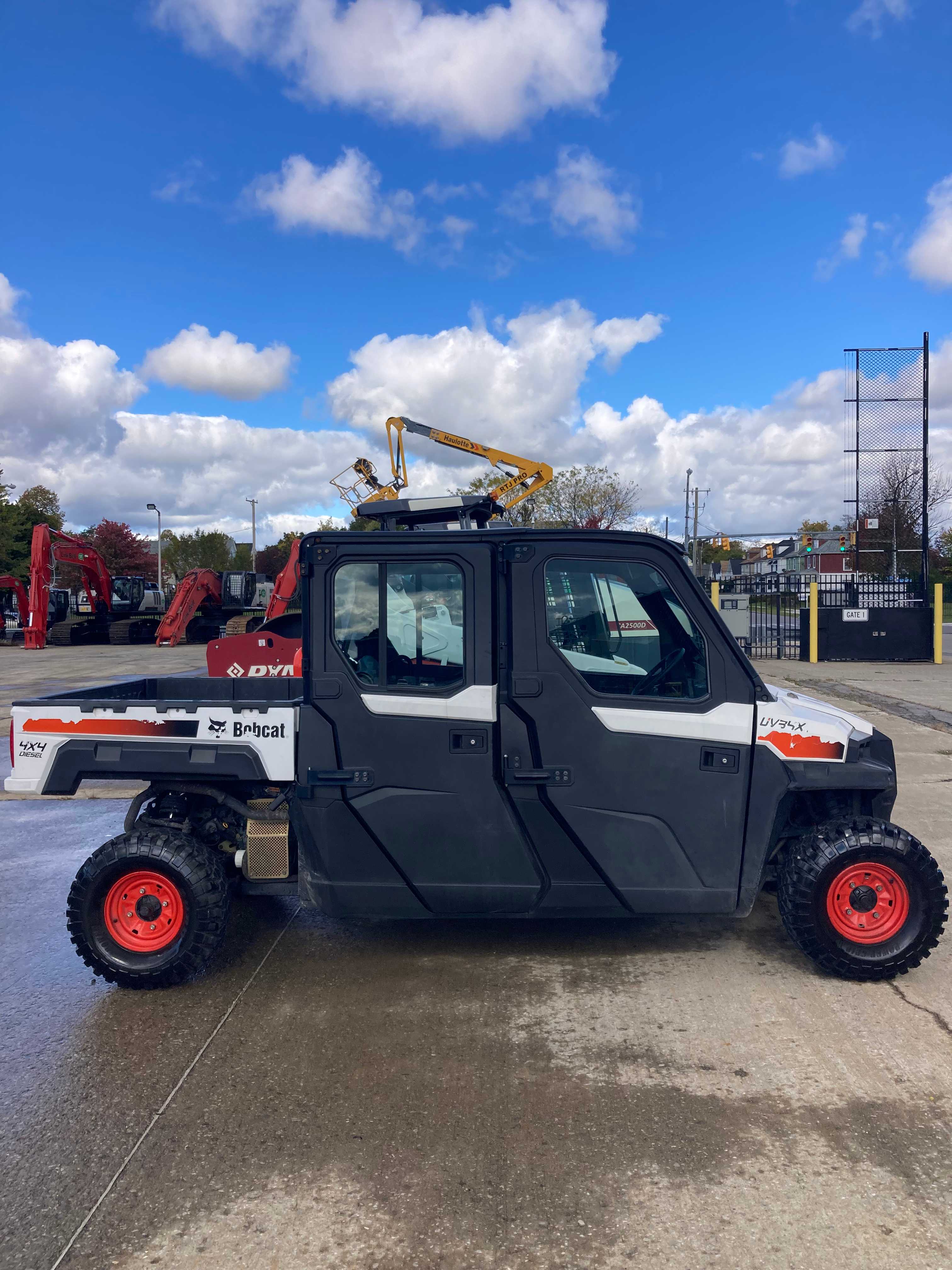 2022 BOBCAT UV34XL DIESEL UTILITY VEHICLE