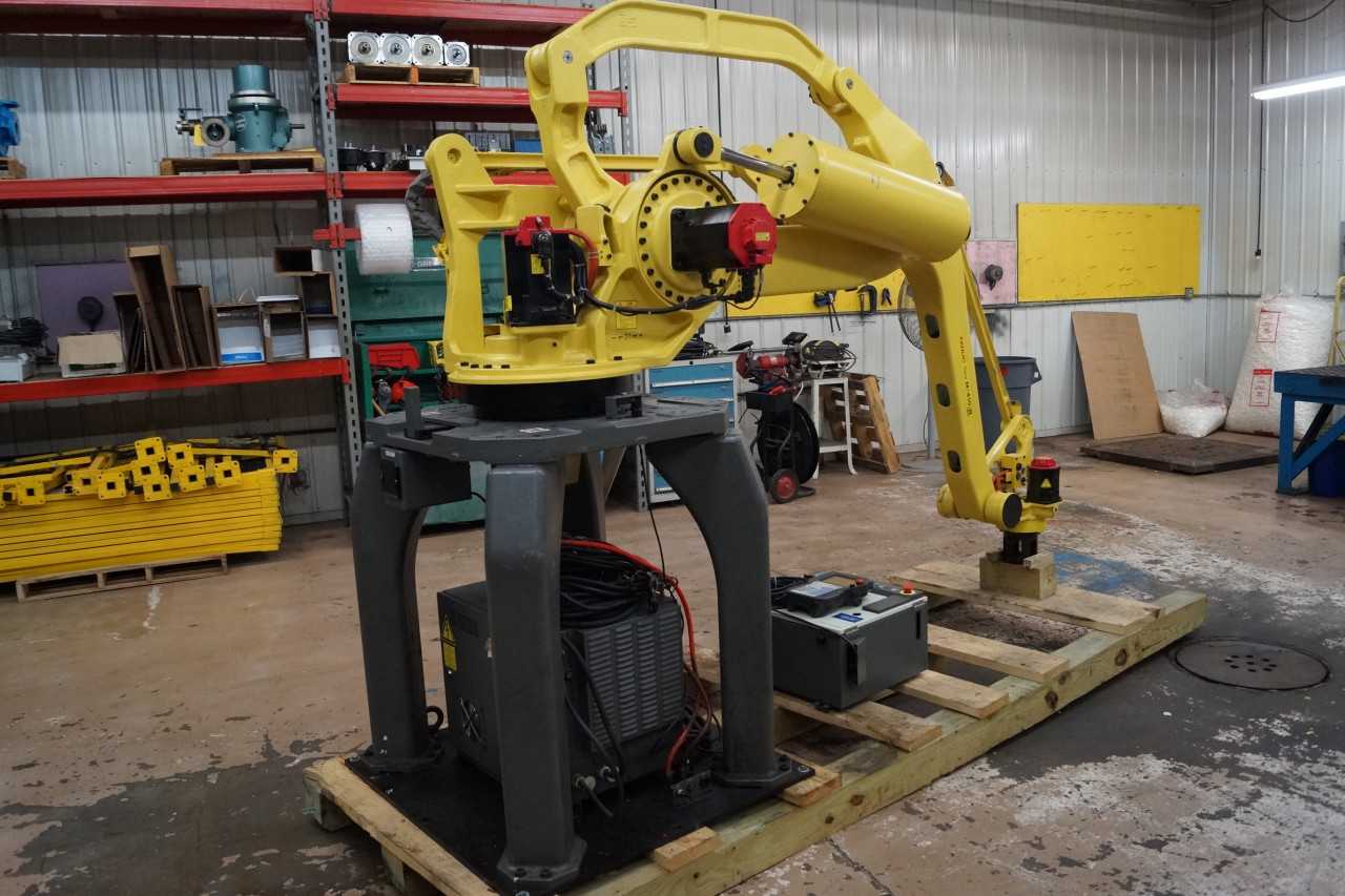 Fanuc M-410iB/160 Robotics Palletizer w/ R-J3iB Control - INDUSTRIAL ROBOTS