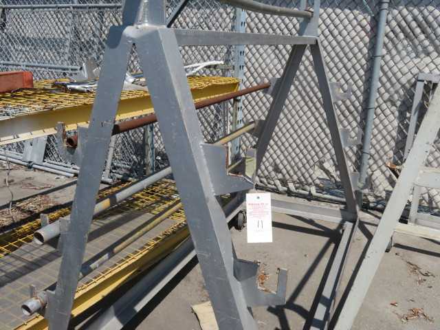 A Frame Rack 4' x 8' - PALLET RACKING