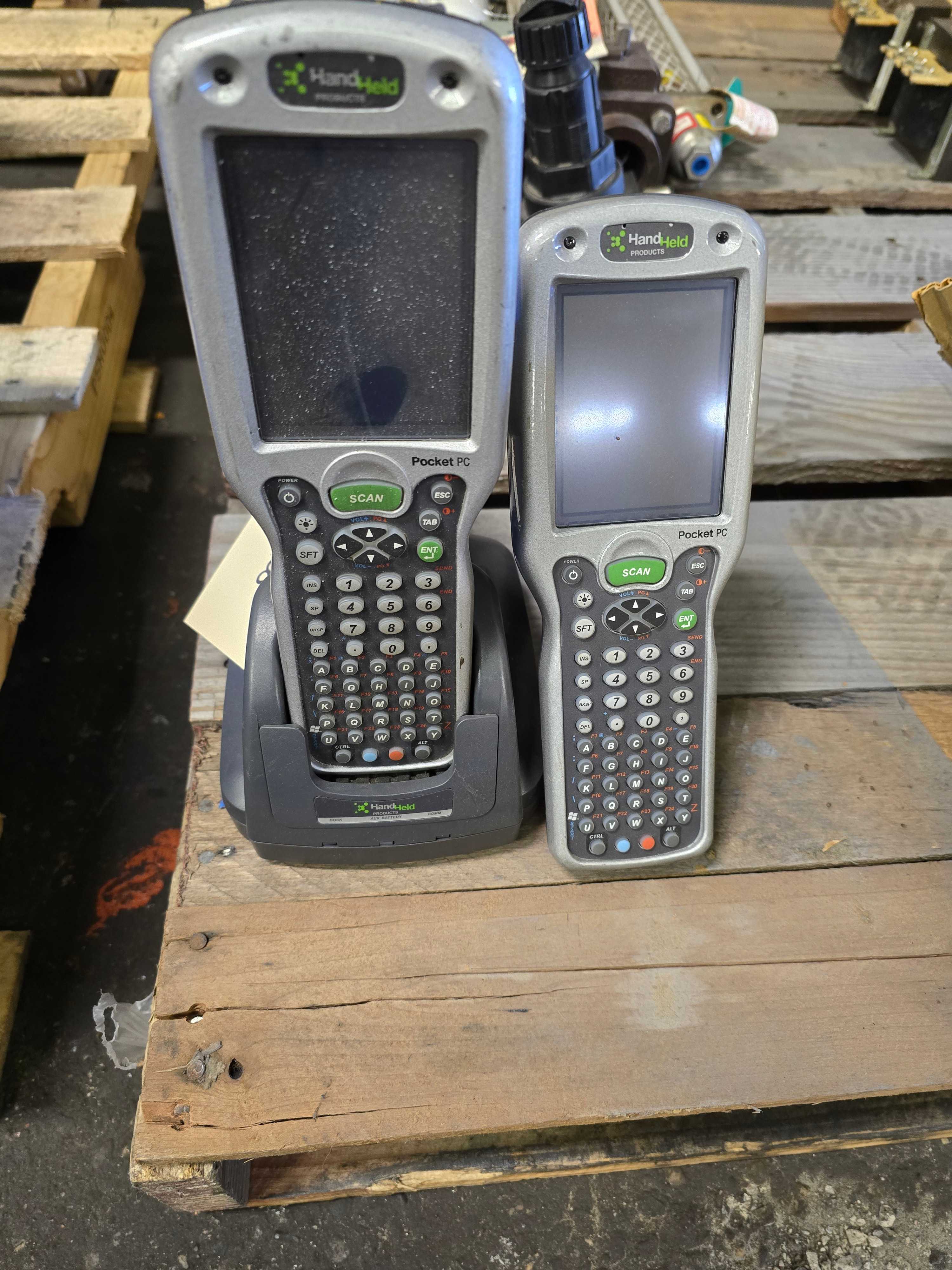 LOT OF HANDHELD POCKET PC'S - INDUSTRIAL PARTS