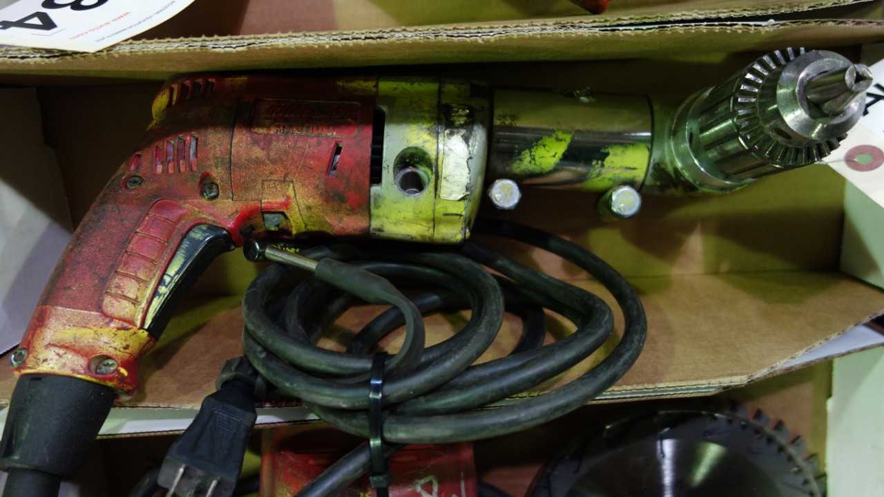 MILWAUKEE 0234-1 1/2IN MAGNUM HOLESHOOTER DRILL - ELECTRIC POWER TOOLS