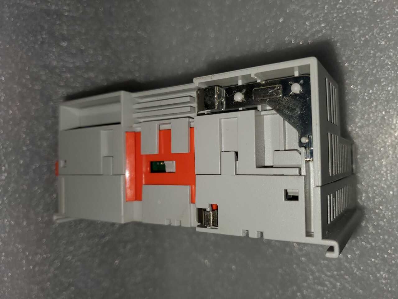 Allen Bradley CompactLogix 5069-AENTR - AUTOMATION & CONTROLS