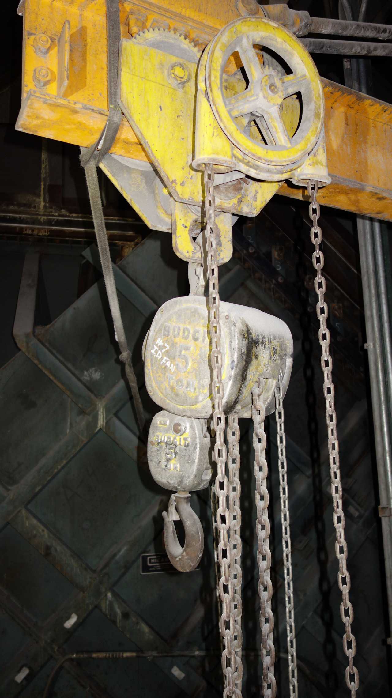 BUDGET 5 TON MANUAL CHAIN HOIST AND TROLLEY - MISCELLANEOUS