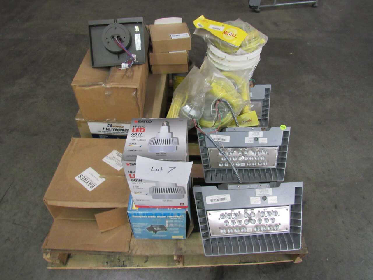 Pallet of 19x Assorted Lights, LEDs, Tools, Electrical Conduit/Fittings & Cable/Wire/Cord/Outlet - ELECTRICAL COMPONENTS
