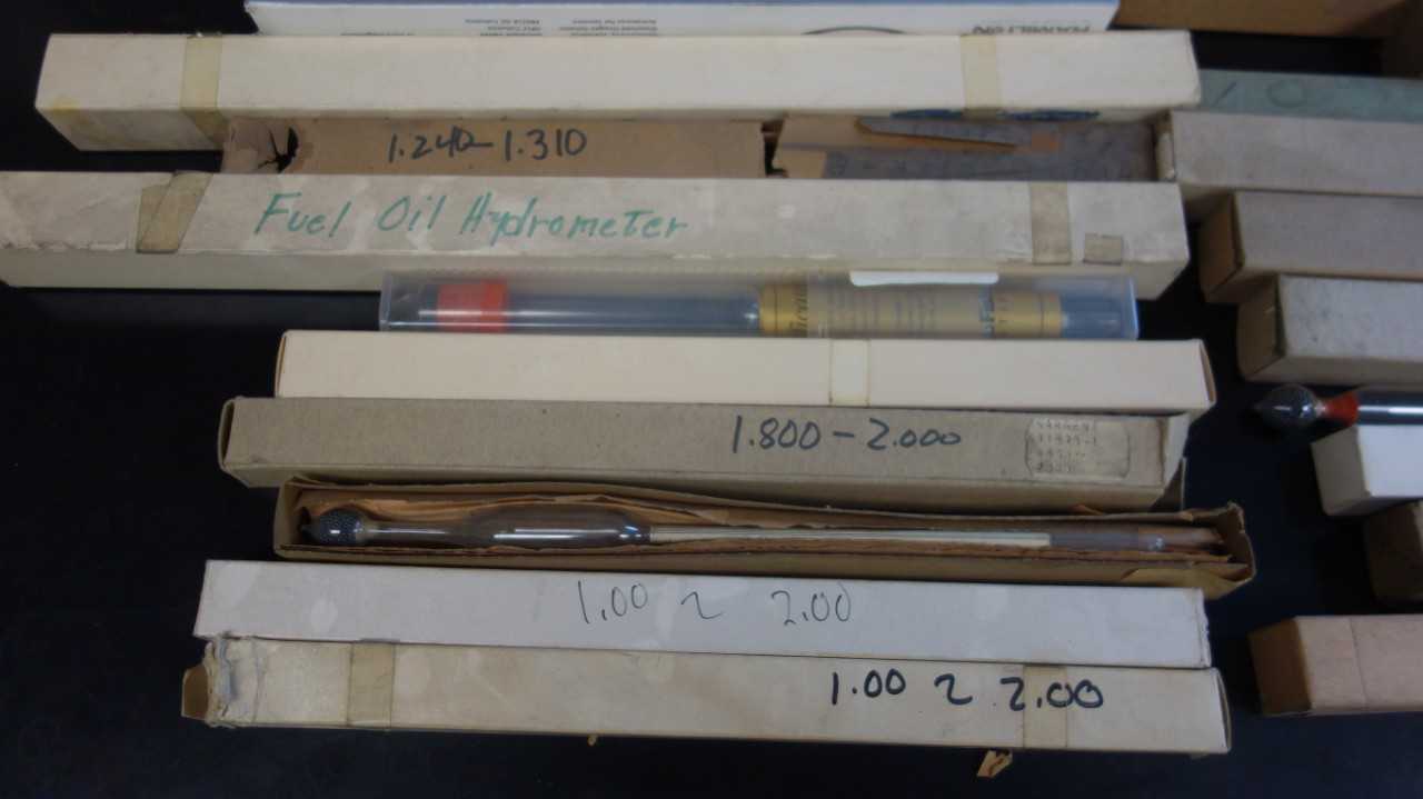 LOT OF 22 ASSORTED HYGROMETER, THERMOMETER, SENSOR - LAB & SCIENTIFIC