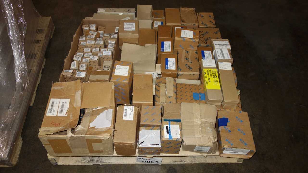 1 PALLET OF ASSORTED EATON ELECTRICAL, CONTACTOR, RELAYS - ELECTRICAL COMPONENTS