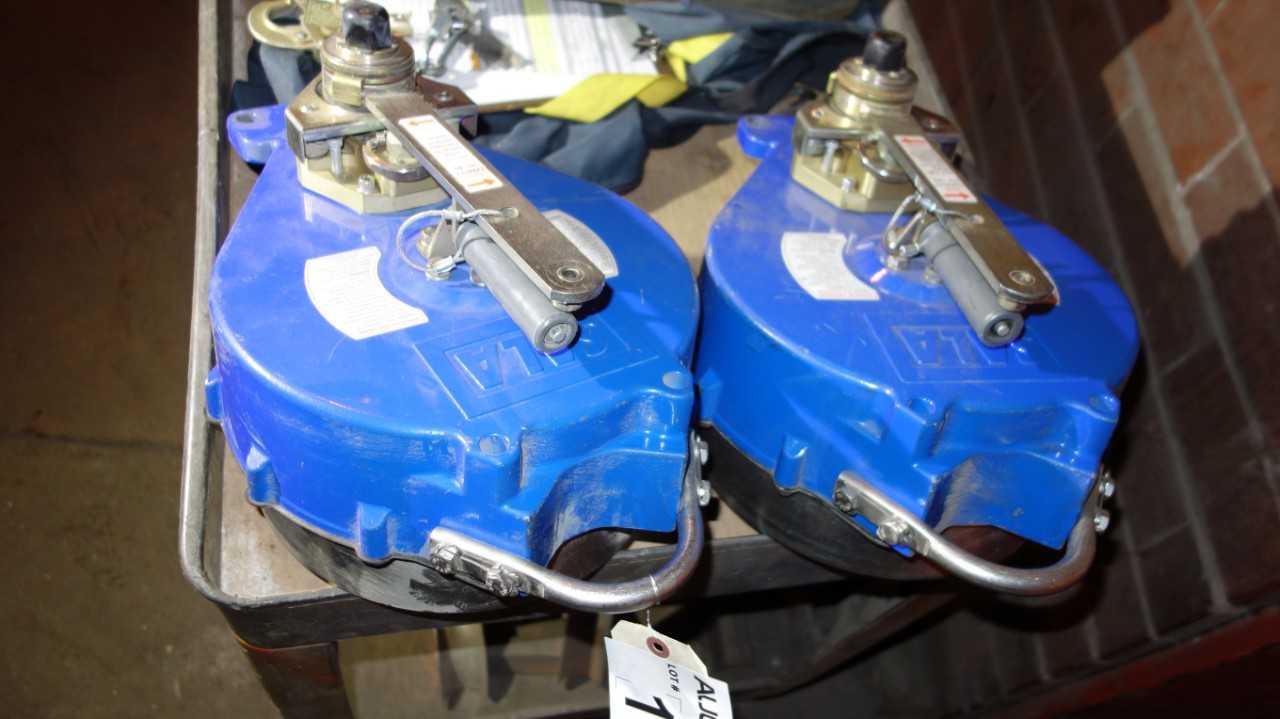 LOT OF 2 SALA 75-310LBS SELF RETRACTING LIFE LINE - ELECTRIC POWER TOOLS
