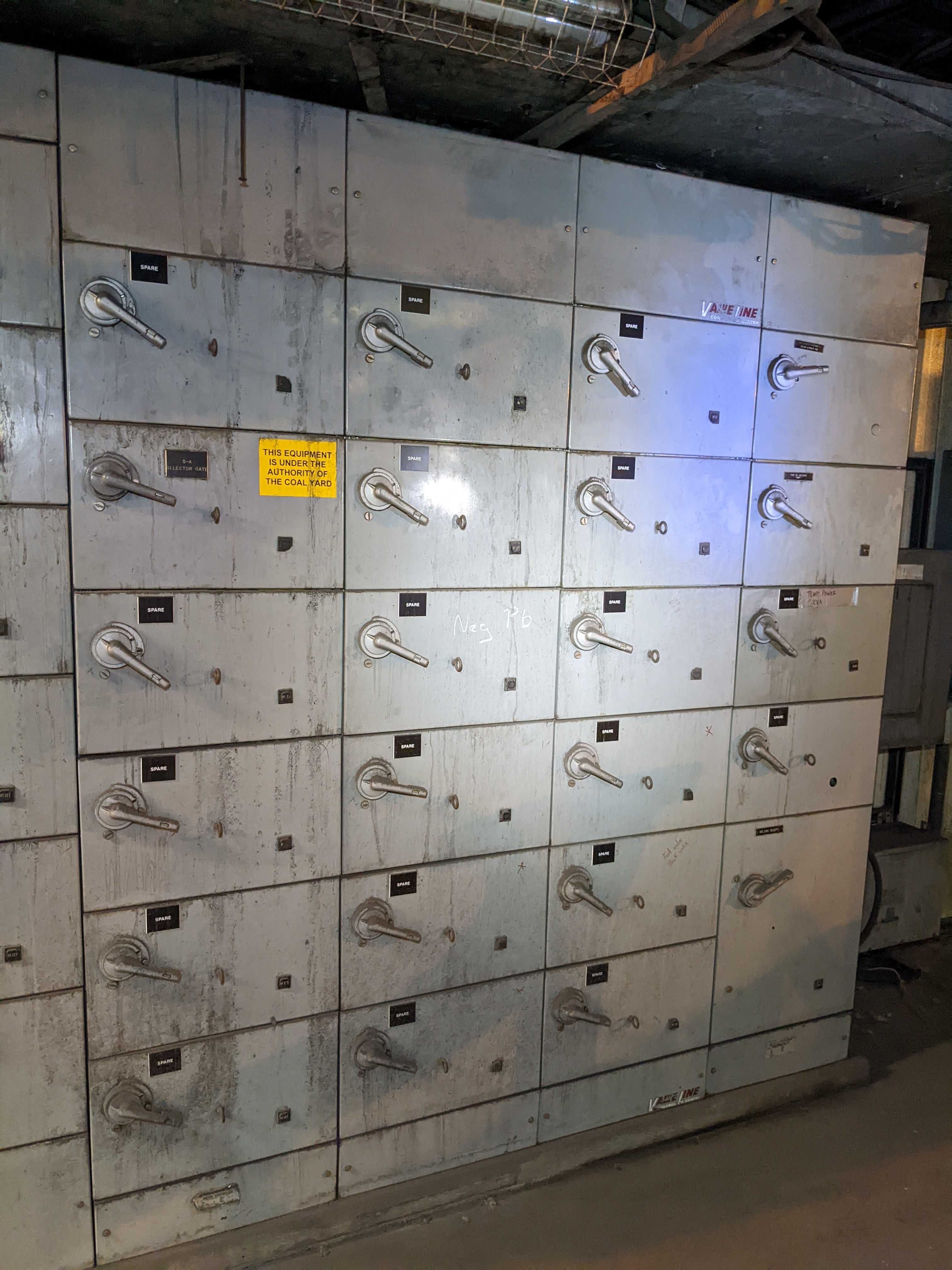 MCC CONTROL CENTER - MOTOR CONTROL CENTERS