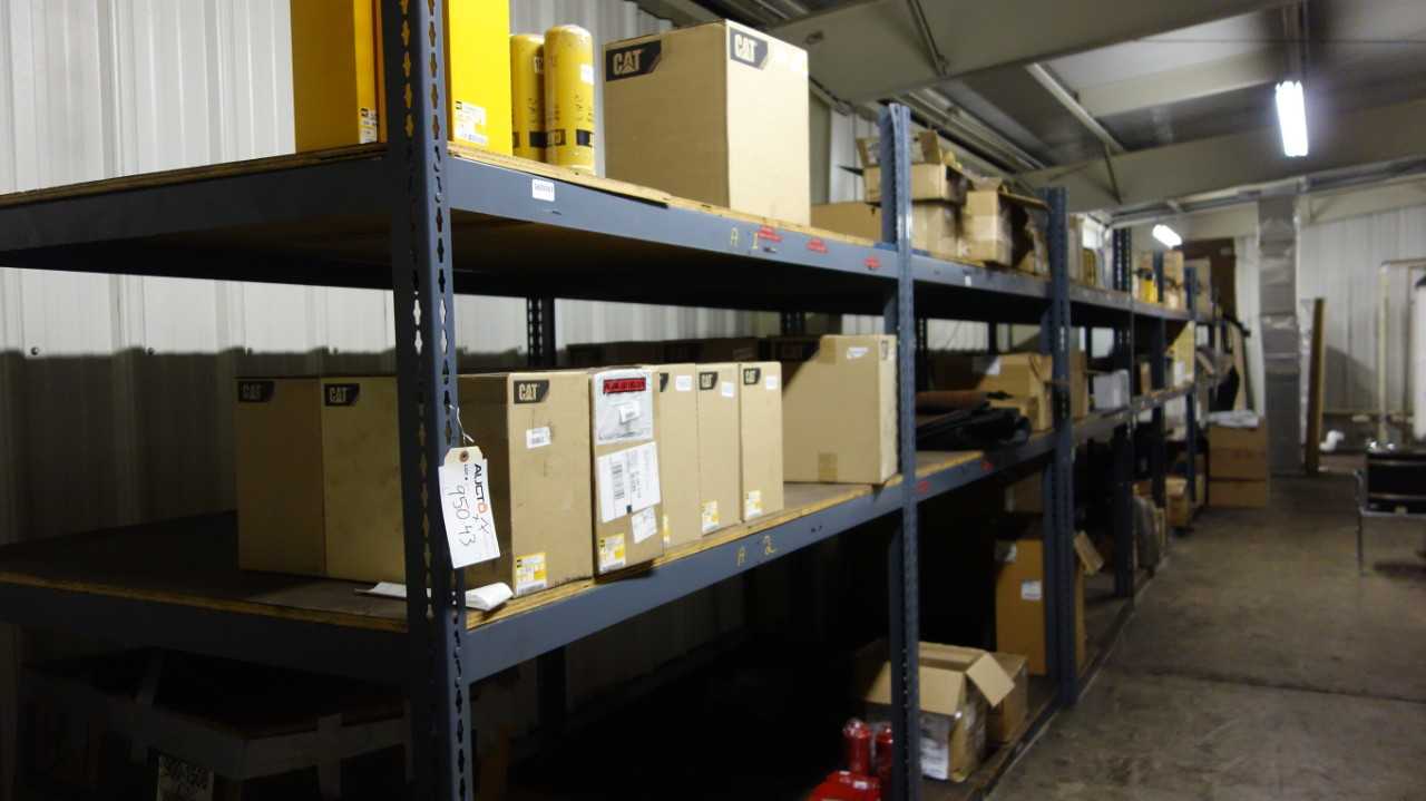 CONTENTS OF 7 SHELF COLUMNS, FILTERS, RESPIRATORS, CATERPILLAR, 3M, KOMATSU - INDUSTRIAL PARTS
