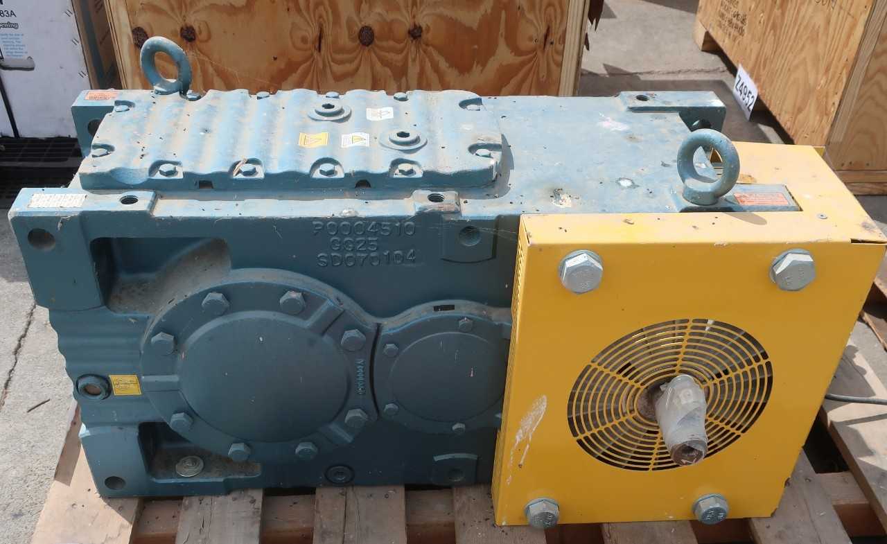 SEW-EURODRIVE MC3PLSF07 GEAR REDUCER 150RPM 60HP 49.29:1 - GEAR REDUCERS