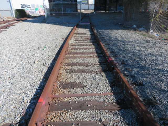 Steel Rail Road Tracks, 112 RE Canted, Approx. 1260' - MISCELLANEOUS