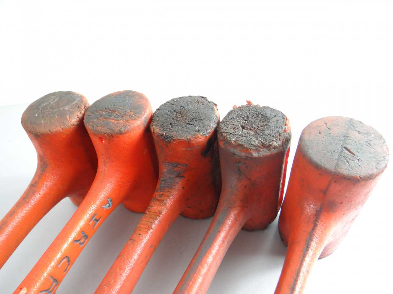 LOT OF 5 STANLEY 21OZ DEAD BLOW HAMMERS 57 532 - HAND TOOLS