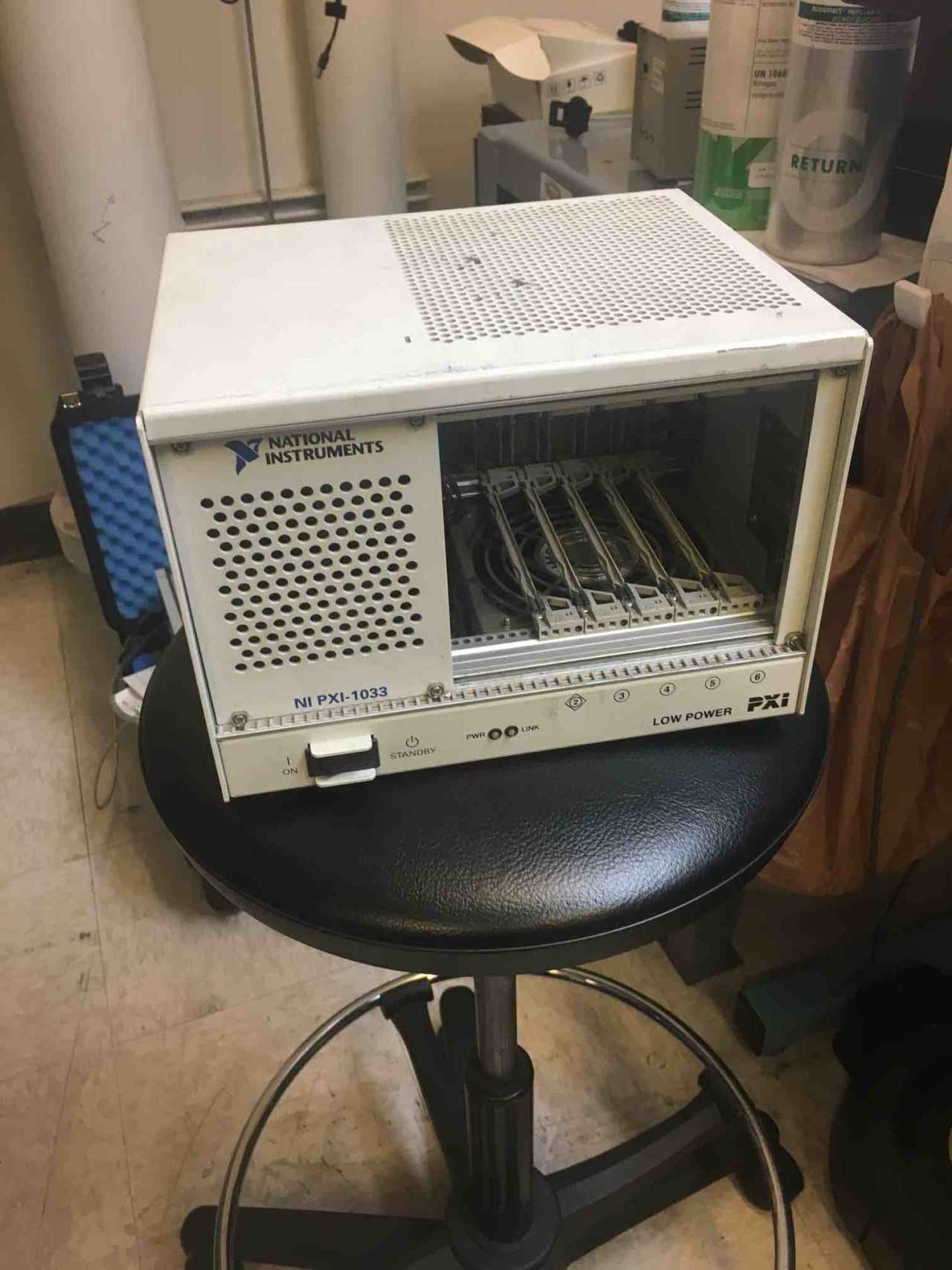 National Instruments chassis psi-1033 - MISCELLANEOUS