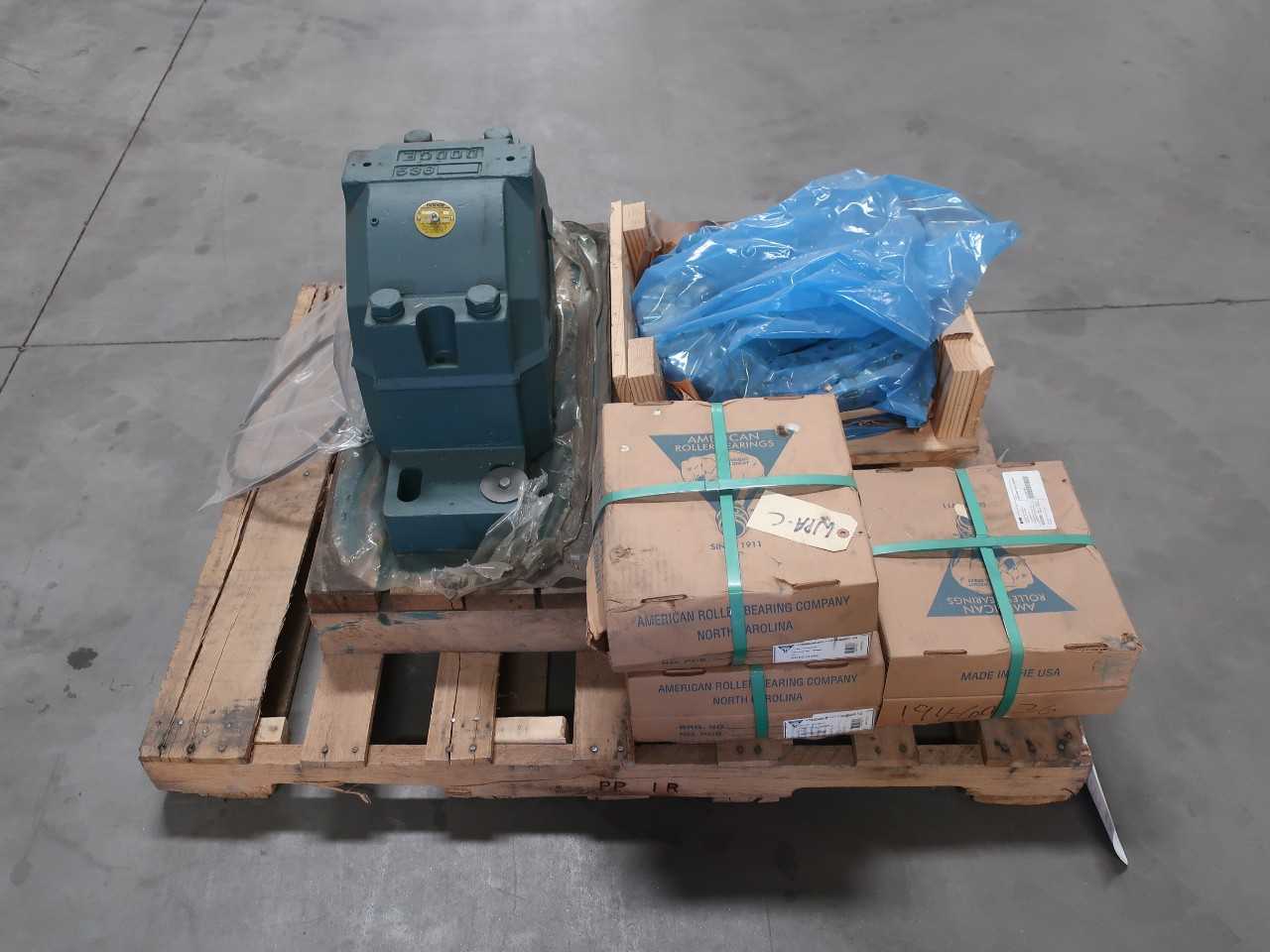 1 PALLET OF ASSORTED BEARINGS - BEARINGS