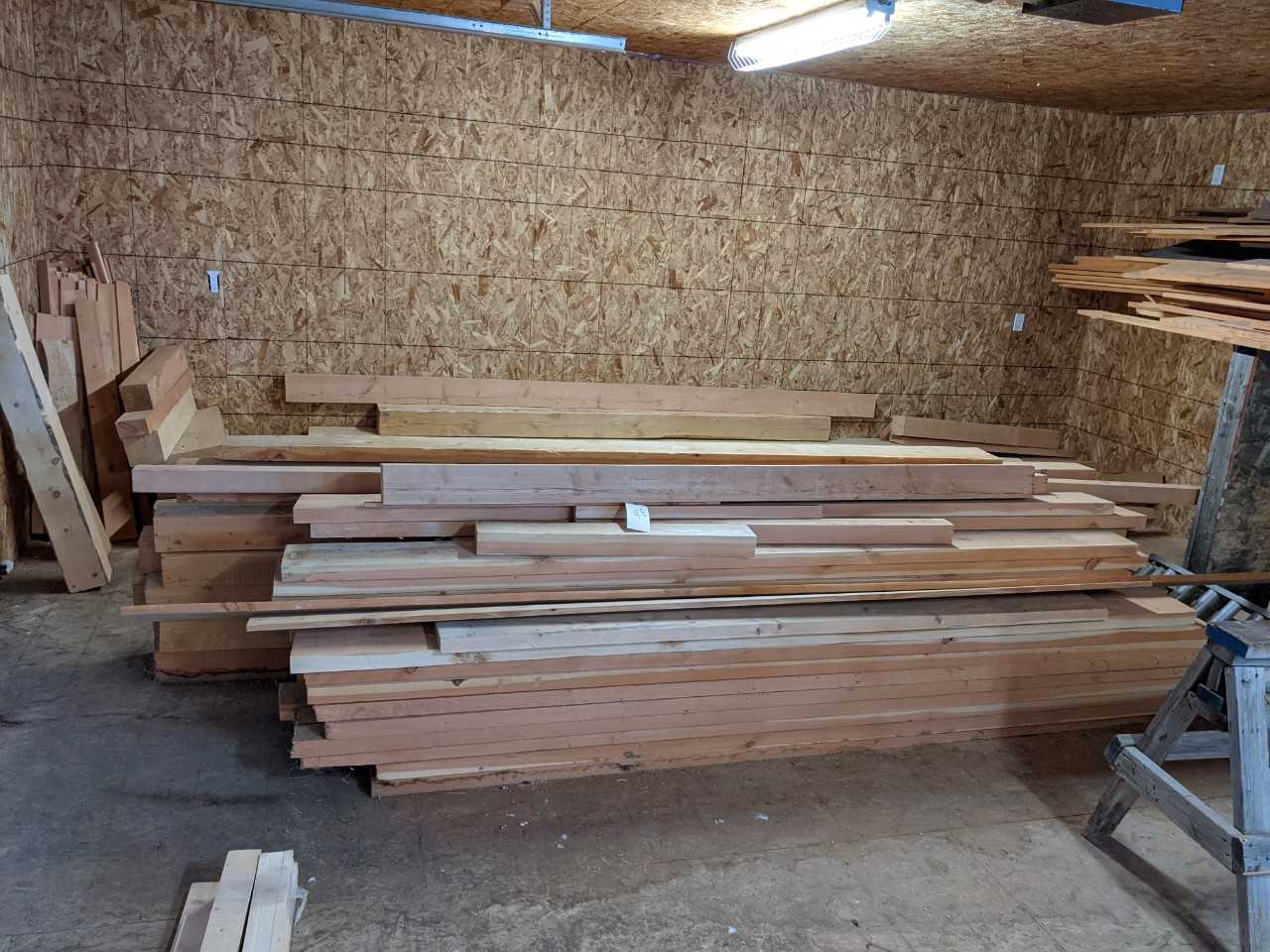 Lot of Lumber - Rough cut Fir - MISCELLANEOUS
