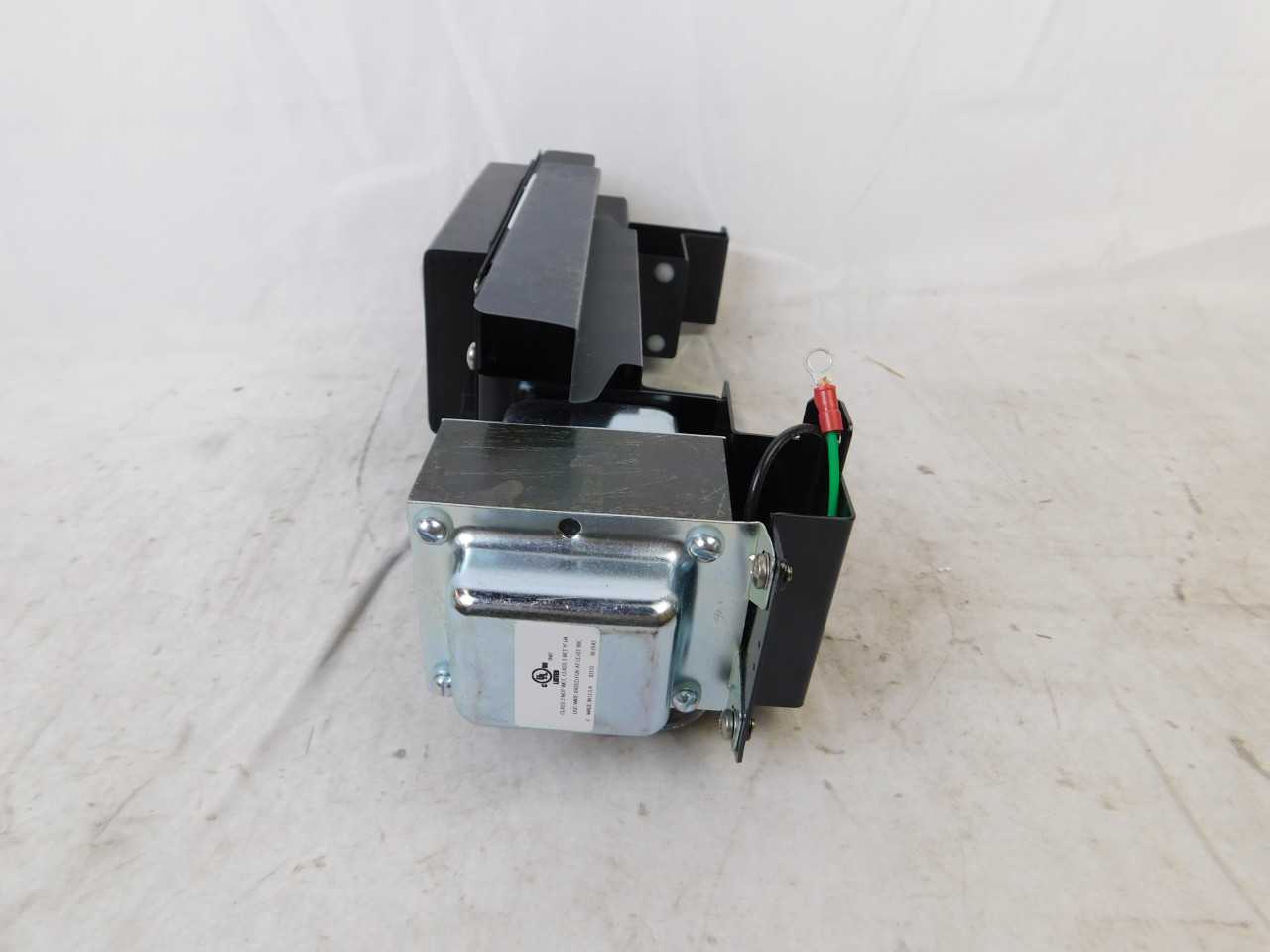 Lot of Qty 1x Eaton XTAE015B01TD016 Non-Reversing Starter & 1x Eaton PRC750D-480 PLC Control Lighting Control Display 480VAC - MOTOR STARTERS