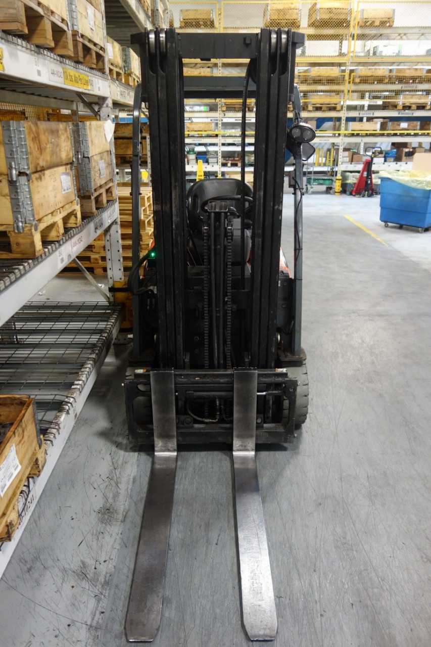 2011 Toyota 7FBEU20 Electric forklift, 3750LB capacity (DELAYED REMOVAL) - FORKLIFTS