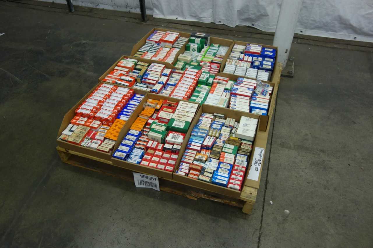 PALLET OF ASSORTED ROLLER BEARINGS - BEARINGS