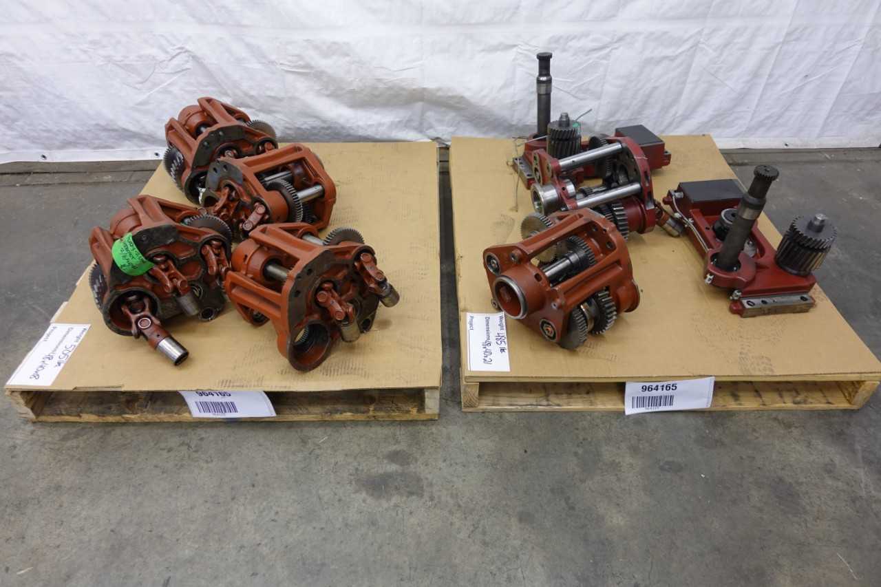 2 PALLETS OF ASSORTED GEAR REDUCERS PARTS - GEAR REDUCERS