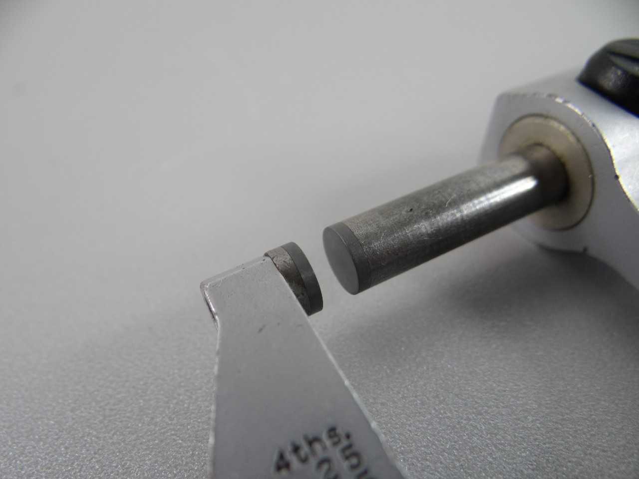 BROWN & SHARPE 0-1" MICROMETER NO1 SWISS MADE CARBIDE FACED 0001 - MACHINING ACCESSORIES & TOOLING