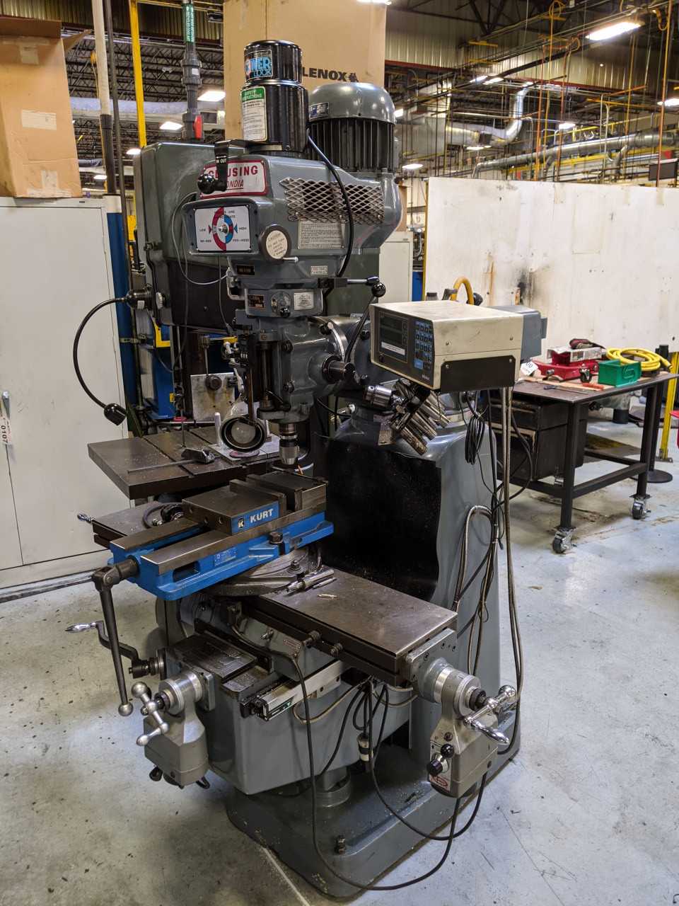 Clausing Kondia FV-1 Vertical Milling Machine - VERTICAL MILLING MACHINES