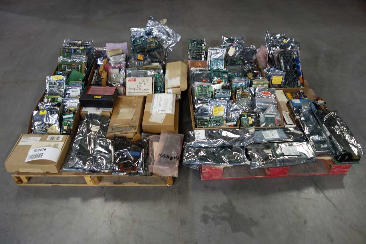 2 PALLETS OF ASSORTED PCB CIRCUIT BOARDS - AUTOMATION & CONTROLS