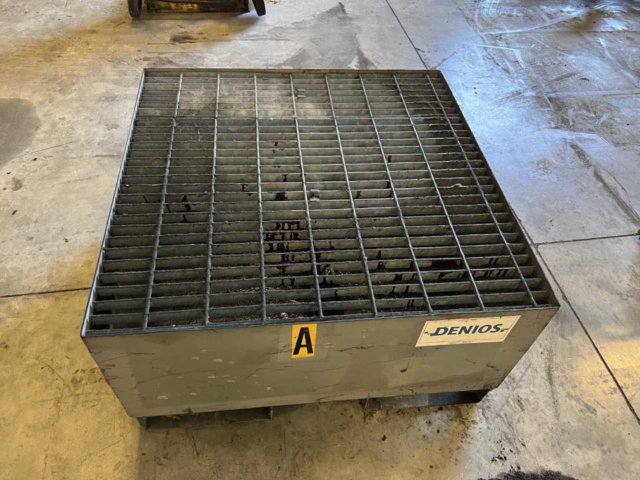 Lot of 2 denios spill containment pallet - PLANT & FACILITY