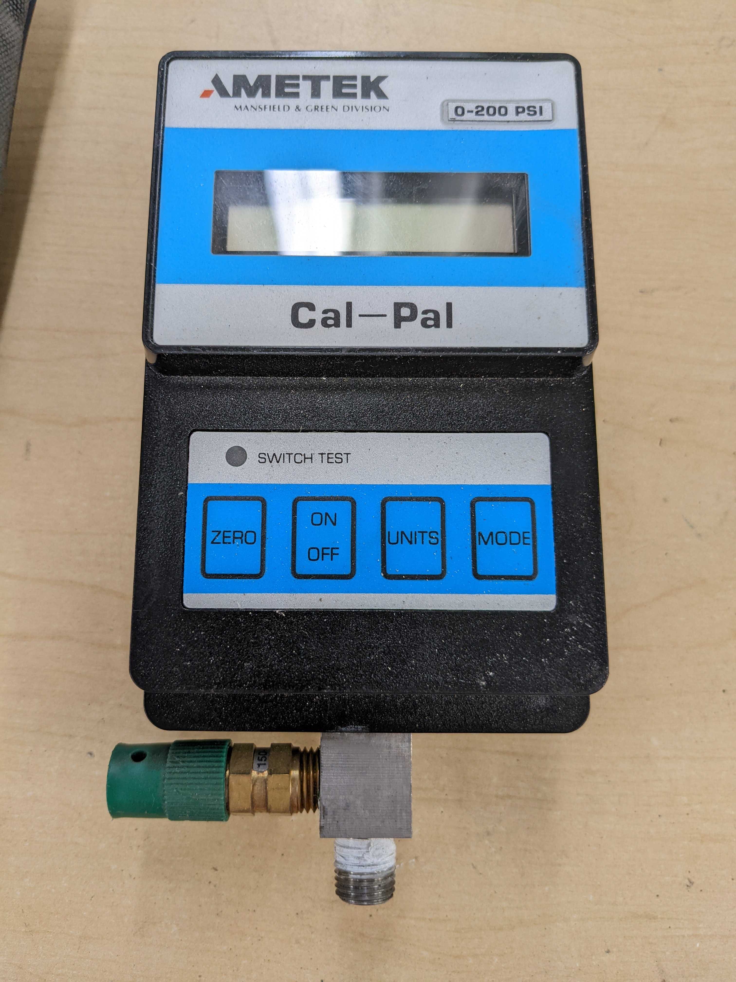 LOT OF THREE TEST EQUIPMENT - LAB & SCIENTIFIC