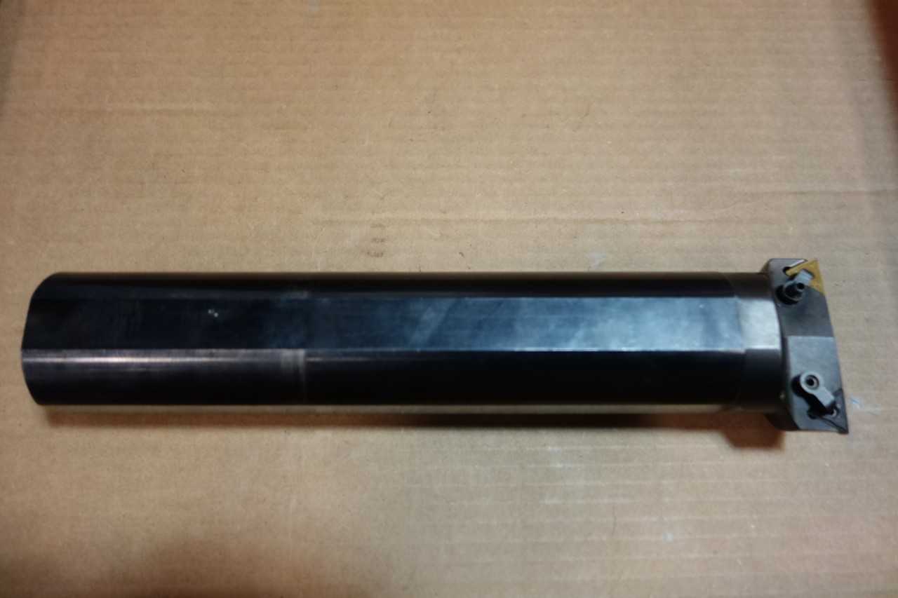 LOT OF ASSORTED BORING BARS - KENNAMETAL - MACHINING ACCESSORIES & TOOLING