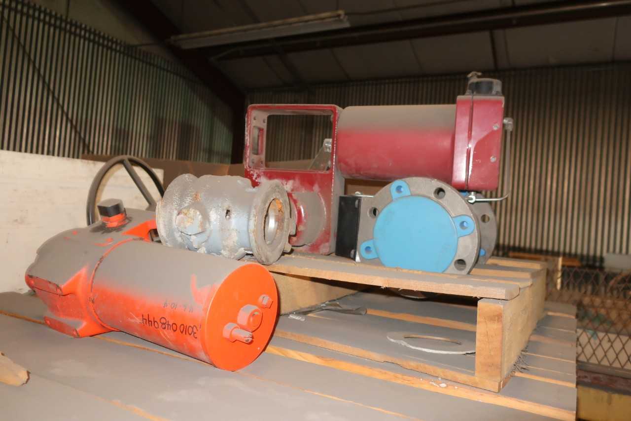 MASONEILAN 4IN 150 CONTROL VALVE - CONTROL VALVE