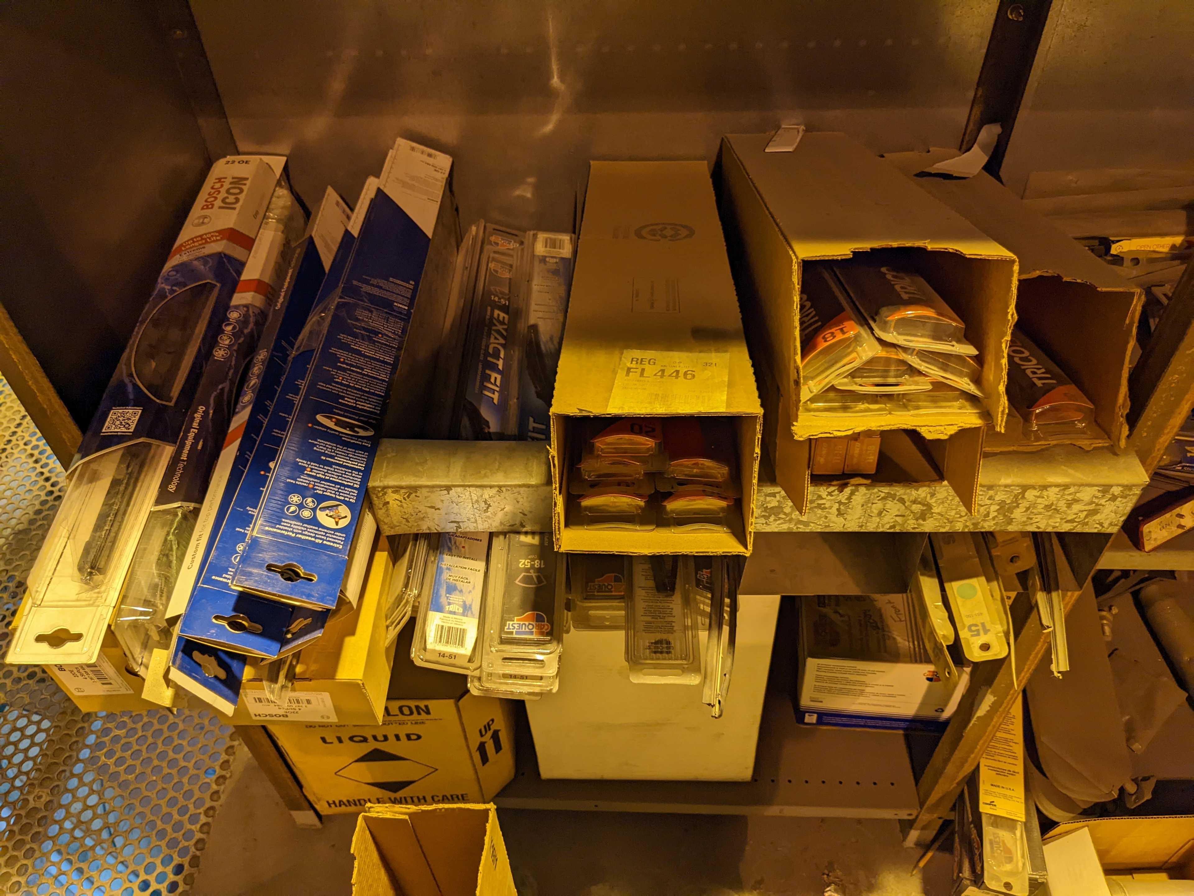 ROOM OF MISC AUTOMOTIVE PARTS - CONSTRUCTION