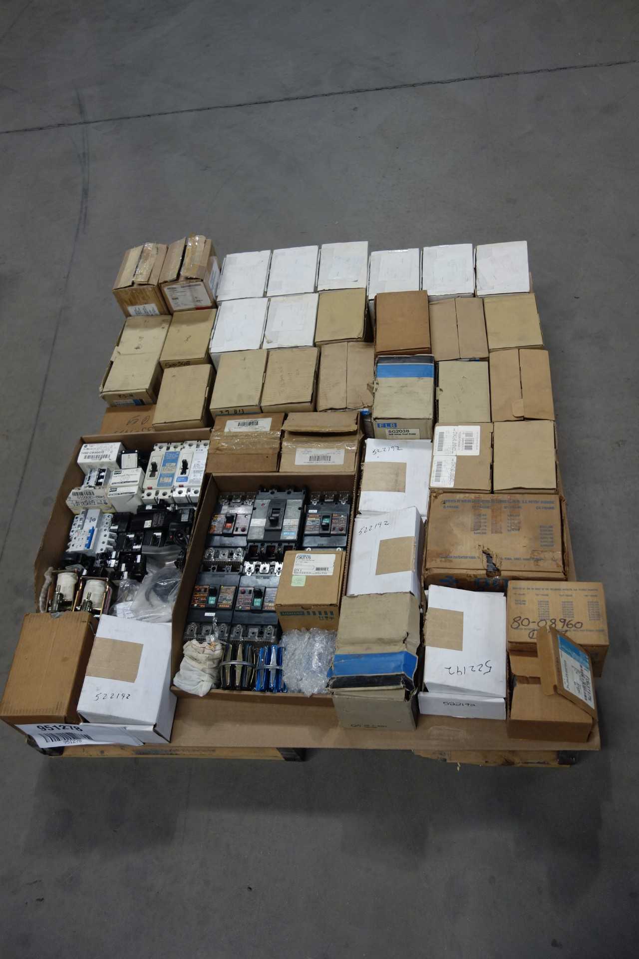 LOT OF ASSORTED CIRCUIT BREAKERS AND PARTS AND ACCESSORIES - CIRCUIT BREAKERS