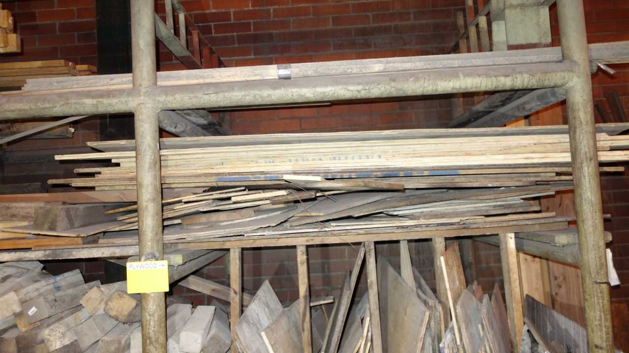 CONTENTS OF RACK, ASSORTED WOOD, BEAMS, PLANKS, PLYWOOD - MISCELLANEOUS