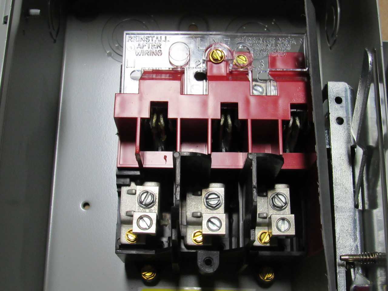 Eaton Safety Switches. - SAFETY EQUIPMENT