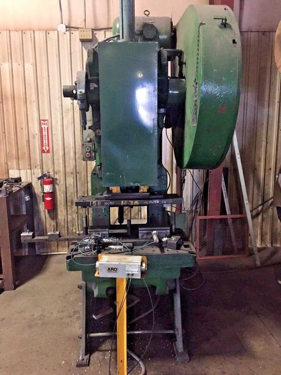 Niagara A 3-1/2, 45 Ton, OBI Punch Press - PRESSES