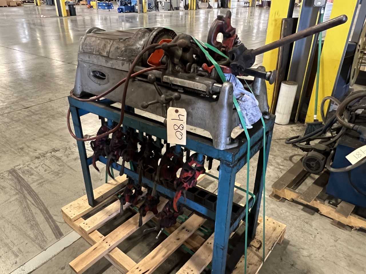 Ridged 535 pipe threading machine 1/2 - 2" - MACHINING ACCESSORIES & TOOLING Ridged 535 pipe threading machine 1/2 - 2" - MACHINING ACCESSORIES & TOOLING