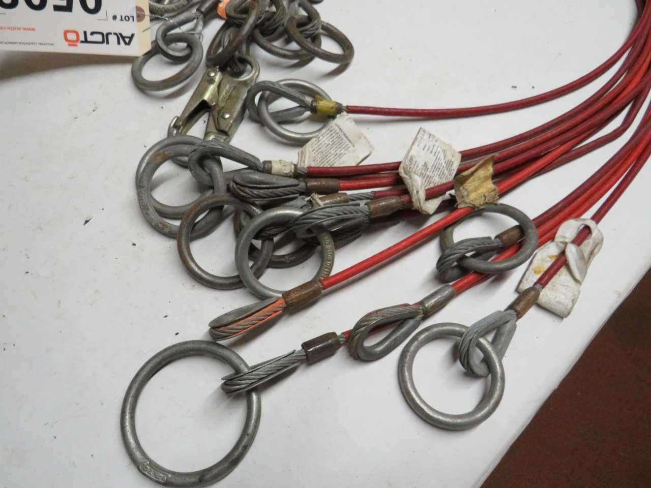 LOT OF 12 ASSORTED 5' 10030907 CABLE SLINGS - LIFTING EQUIPMENT