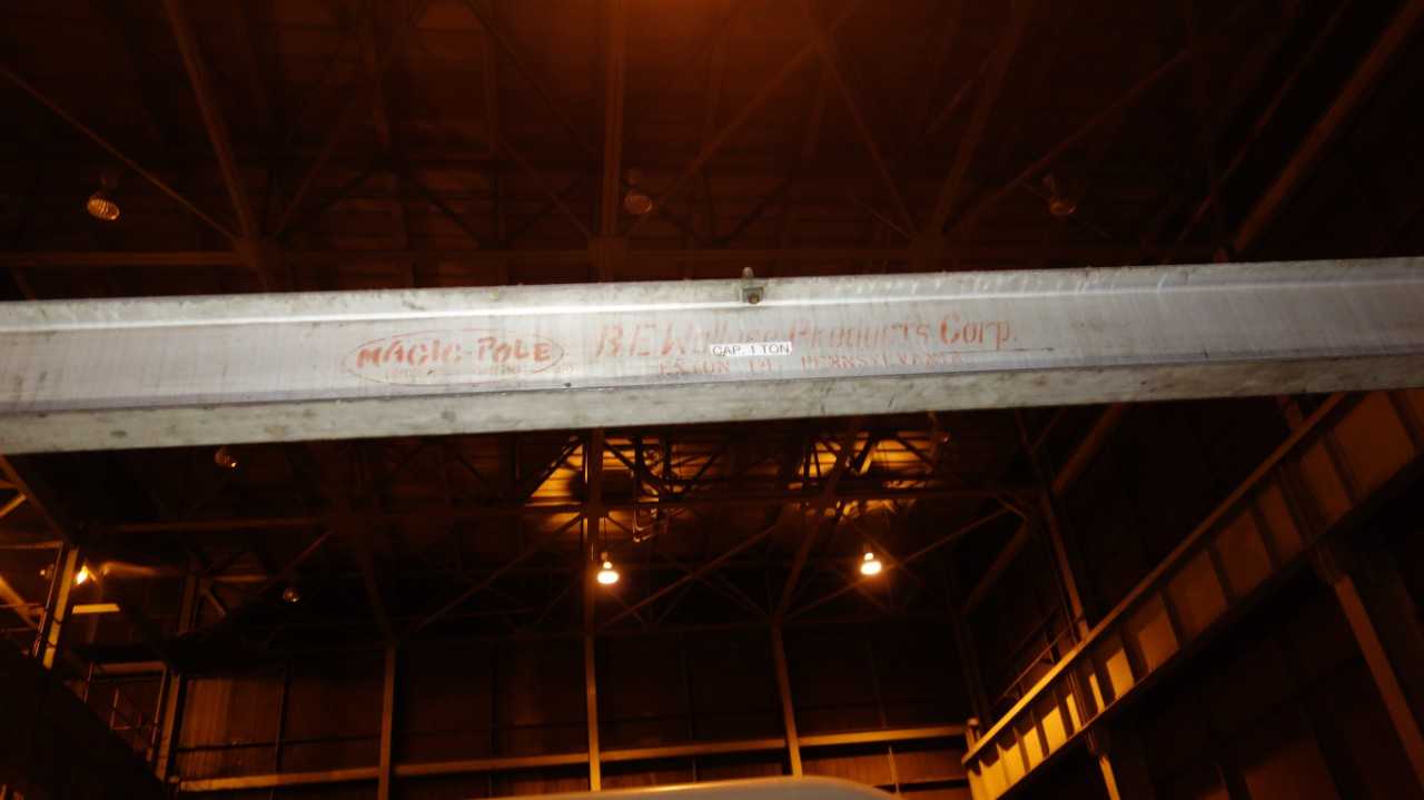 WALLACE 1-TON I-BEAM HOIST - LIFTING EQUIPMENT