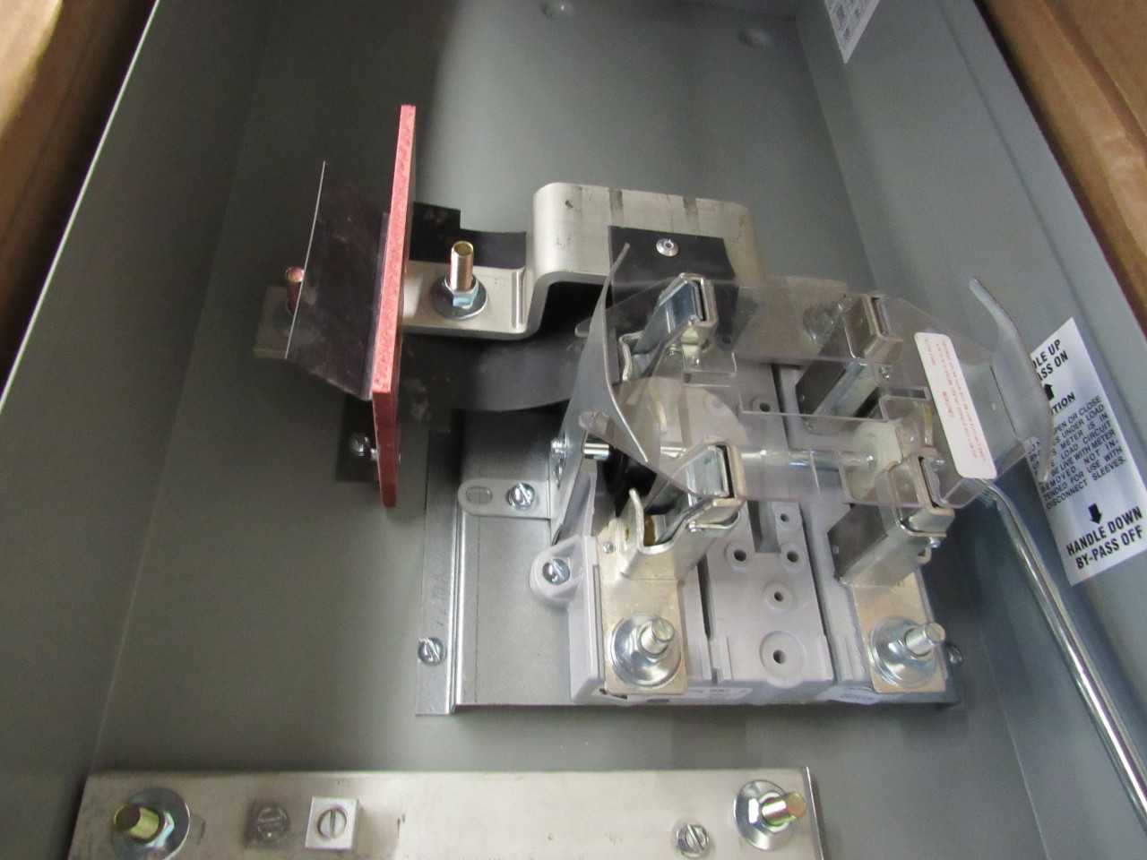 2x Eaton UBTH4330TCH Meter Socket - INDUSTRIAL PARTS