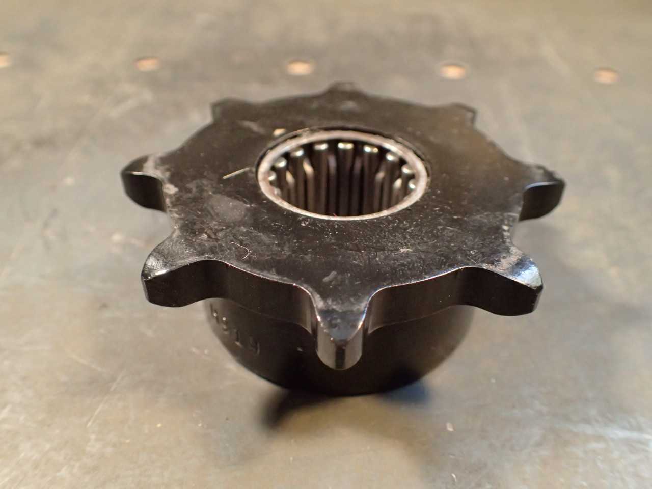 Boston H919 Idler B504 Block Chain Sprocket: 8-Tooth 7/8" Needle Bearing Hub NOS - SPROCKET