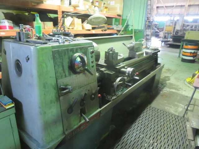 Clausing Colchester 17" Series 8000 Engine Lathe, and all items and tooling in pictures - LATHES