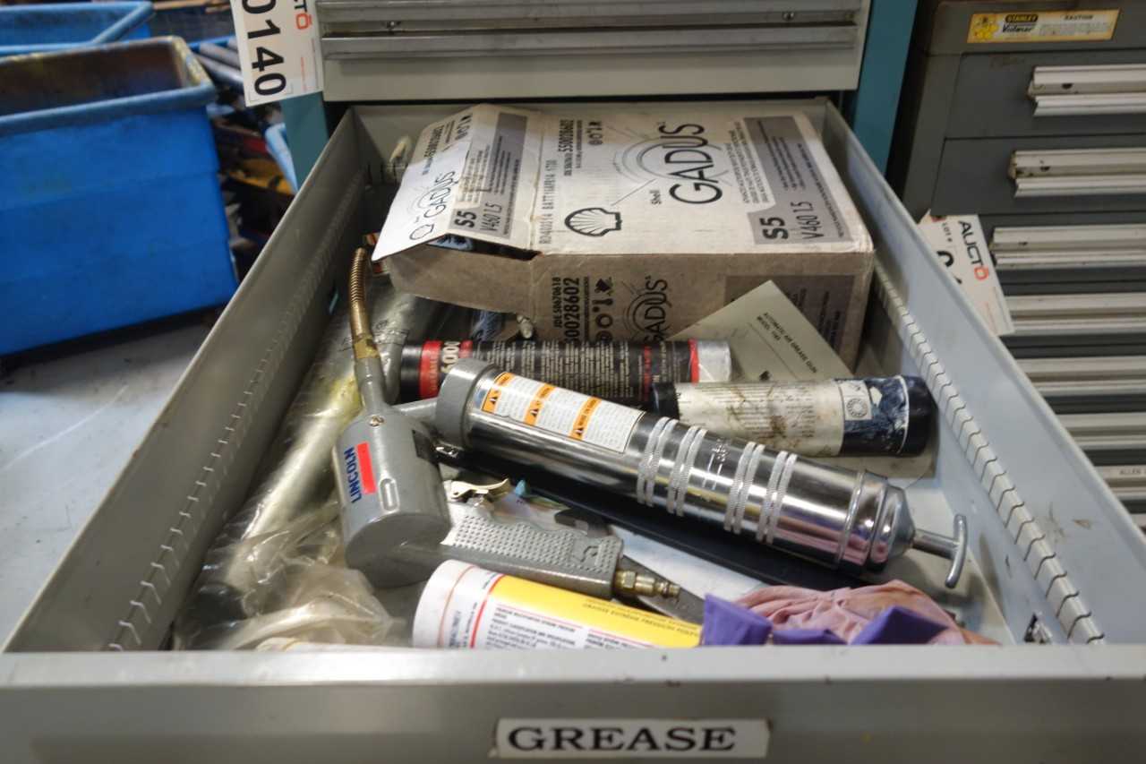 2x tool cabinets with contents - INDUSTRIAL PARTS