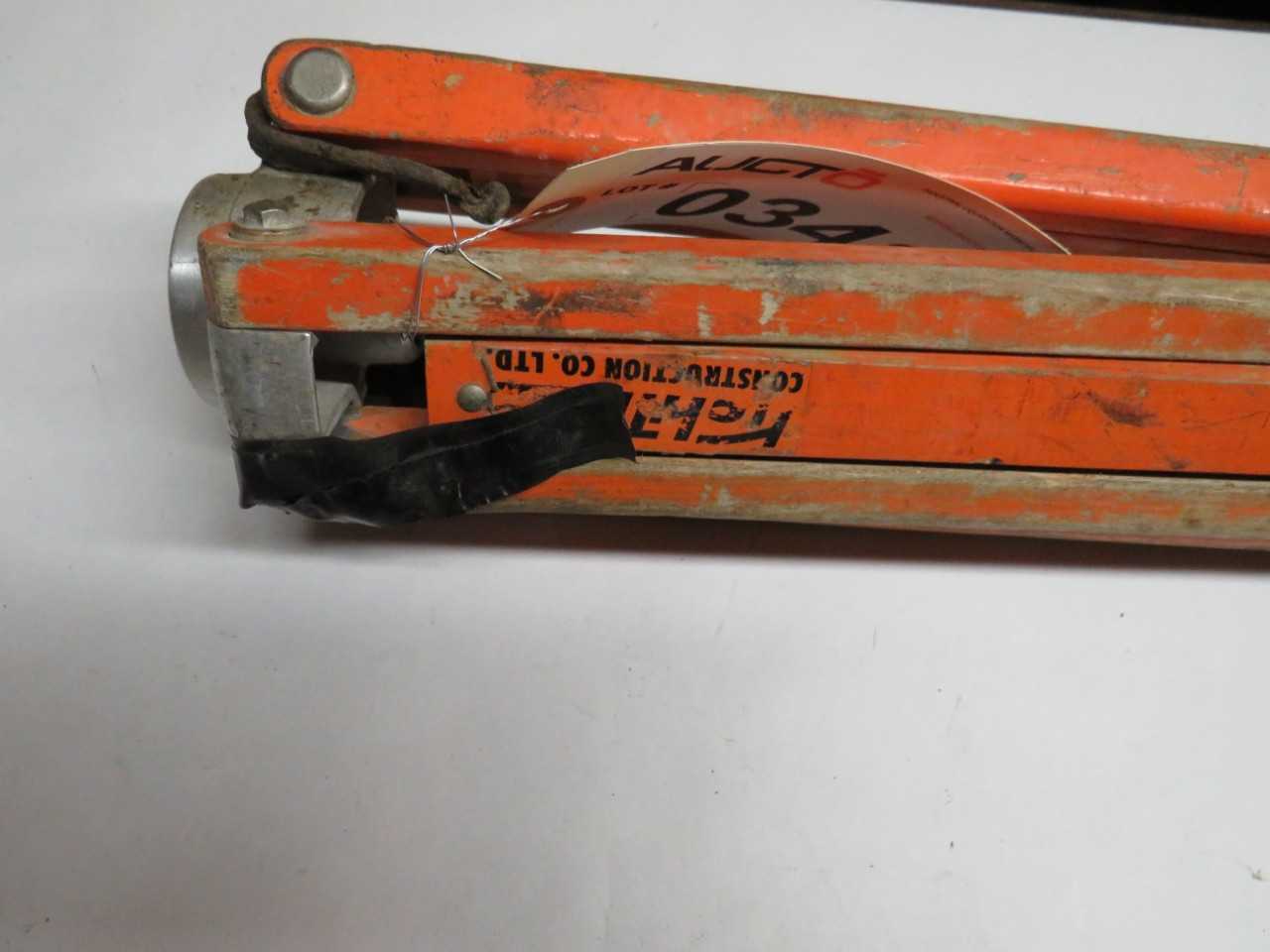 ORANGE SURVEY TRIPOD - ELECTRIC POWER TOOLS
