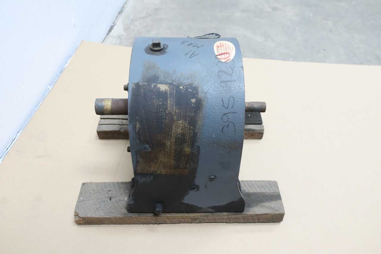 FALK 2C2-02C 3.66HP 7.656:1 ENCLOSED GEAR DRIVE - GEAR REDUCERS