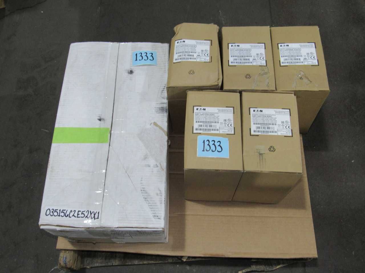 LOT OF EATON DRIVES AND SEL RELAY - MISCELLANEOUS